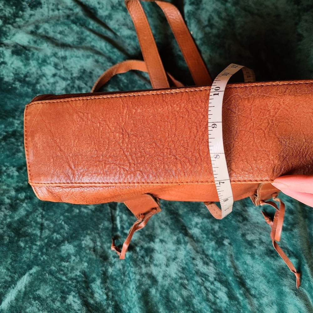 Thick pebbled leather shoulder bag satchel - Picture 6 of 15